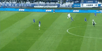 马莱莱永远让你意想不到，马莱莱这种球都能够打进，真的太牛了！这个球马莱莱小角度凌