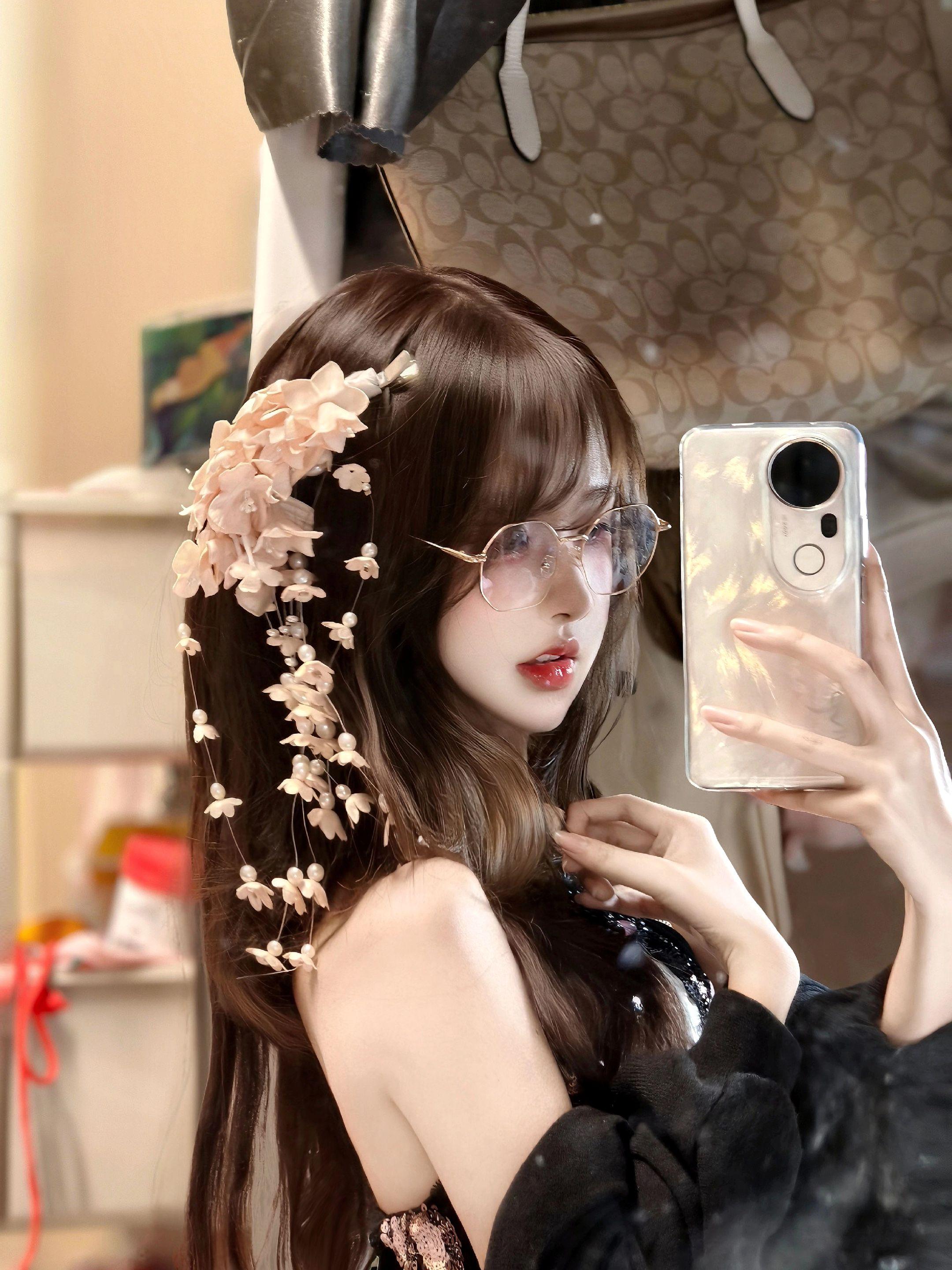 美人不是凡胎生