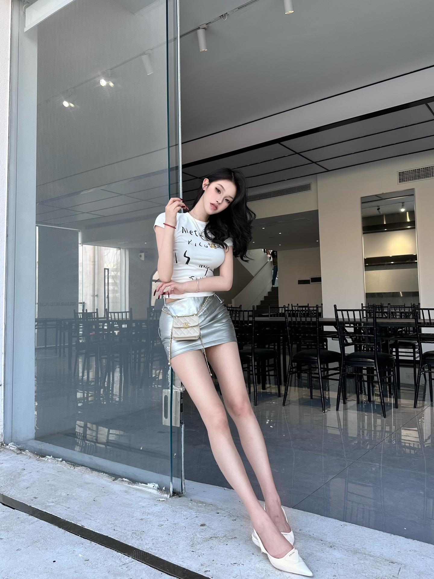 硬控你几秒。