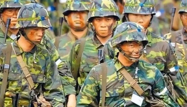 台军将面临的尴尬：若你抵抗人民解放军收复台湾，被打死了你算谁家的烈士？你战死后，