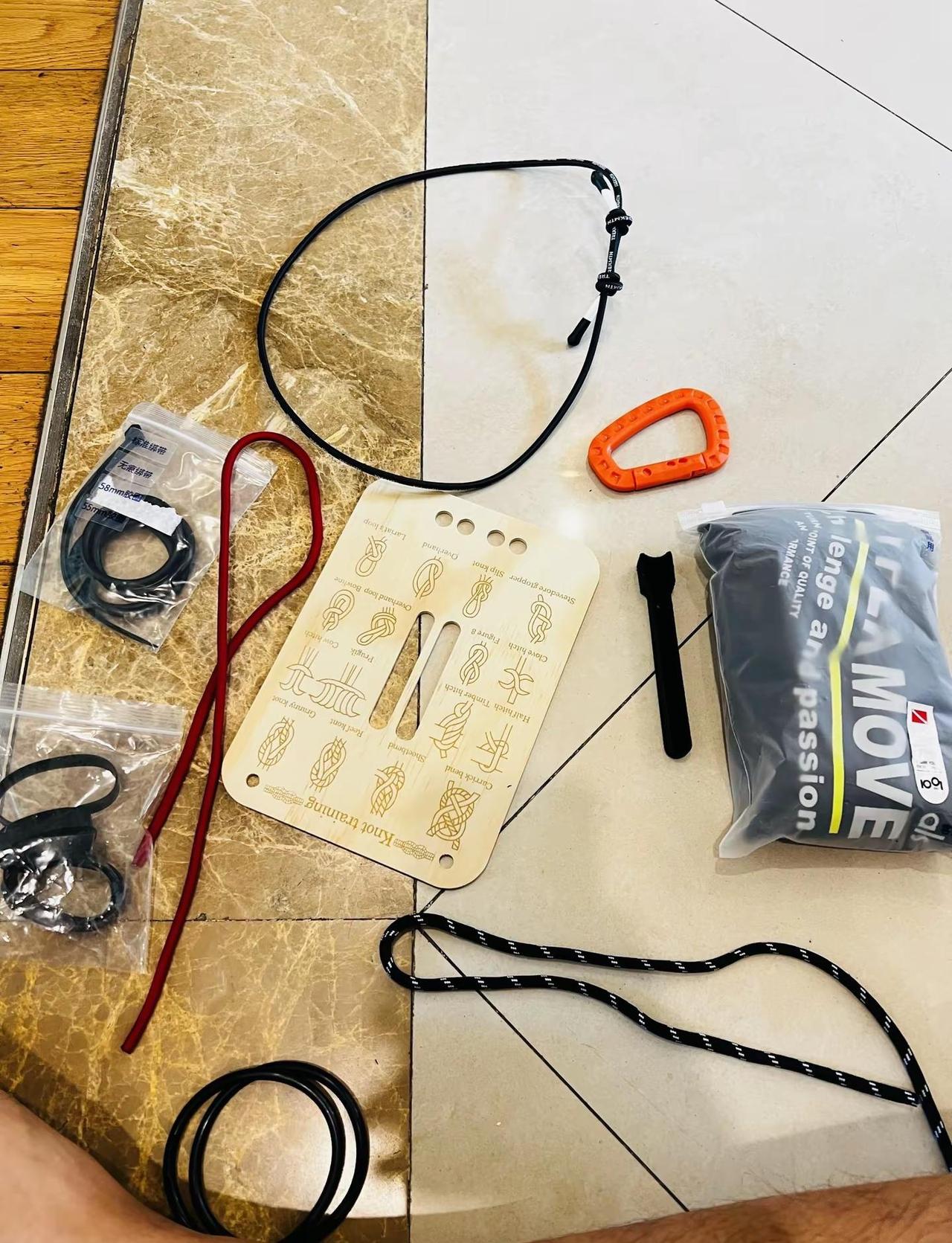 每次去师傅那里，都给我准备一堆礼物。🎁 公益 救援 上海蓝天救援队