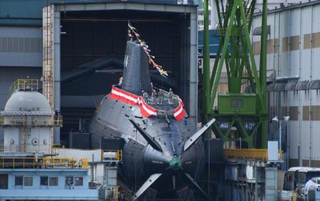 敲山震虎！打日本狗给美国看！中国一招锁喉日本20家军工，打断日本军工脊梁，打残美