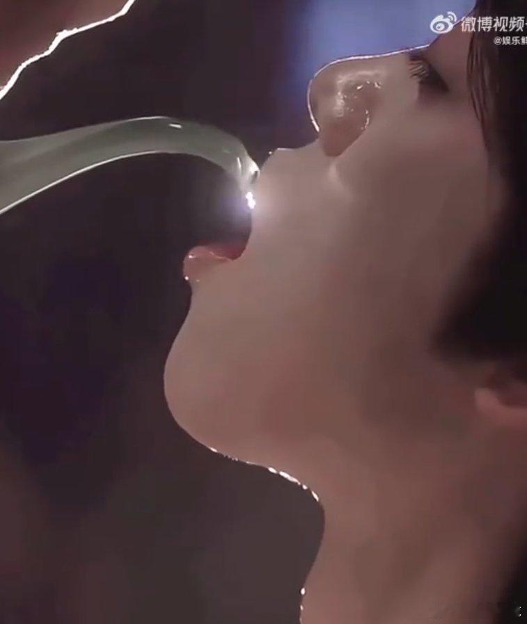 梓渝你个魅魔梓渝你个魅魔！本来想冷漠划走，结果忍不住看了好几遍，太上头了 ​​​