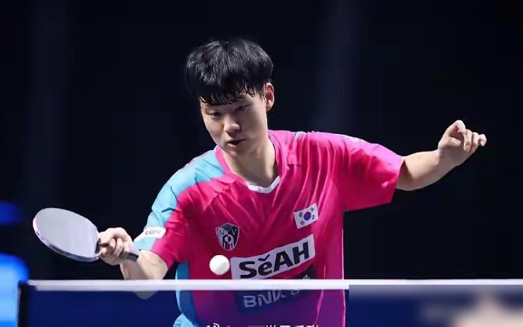 刚开场3：0拿下一分，转头就被人连扳三局。国乒男团在伦敦，被韩国队1：3掀翻了，