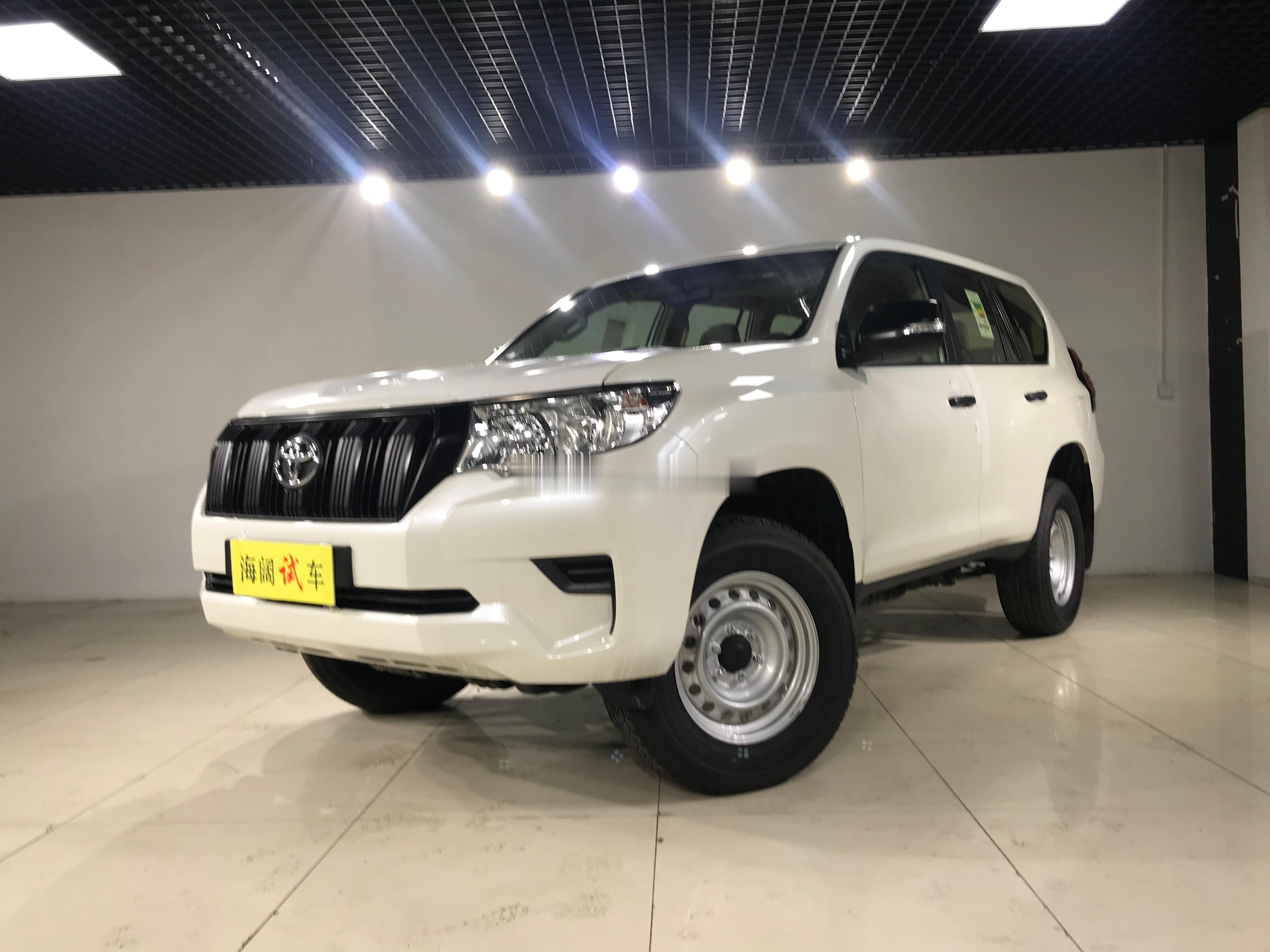 普拉多2700的港口新车售价依然能维持在50万以上~~~能卖出去吗？？？ 