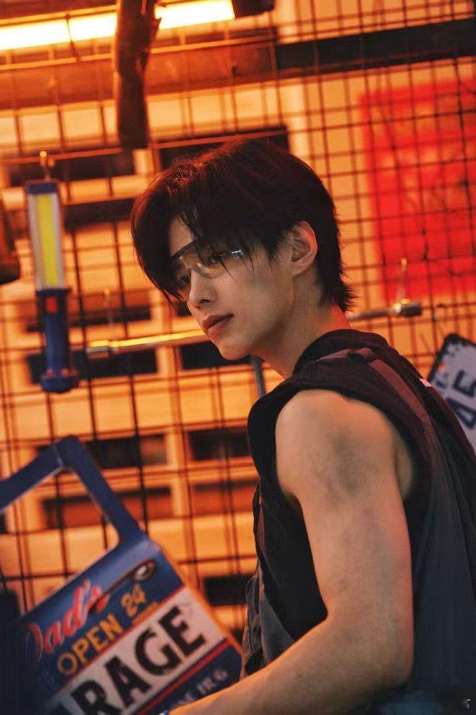 何与 高定糙汉 救命！何与演的靳朝也太带感了！粗糙不粗糙，深情不自知，一句“有我