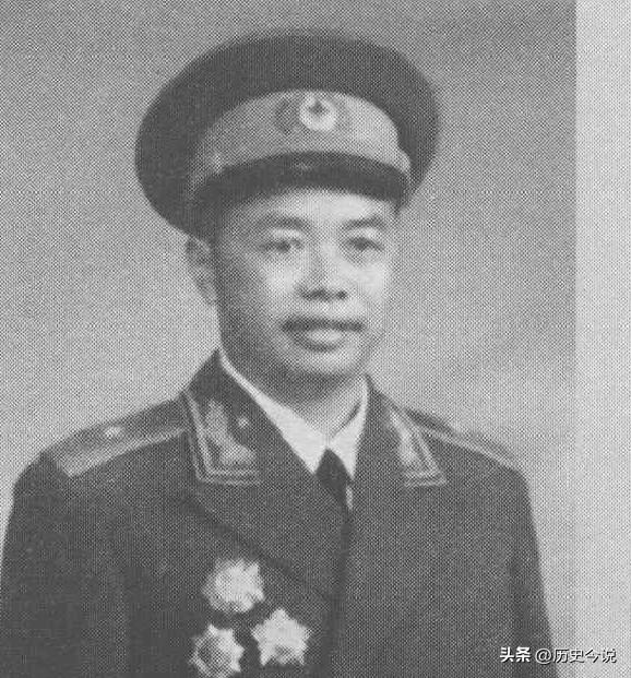 1940年姑娘舍身救八路，43年后将军登门报恩，两个请求却被婉拒
 
阅读此文前