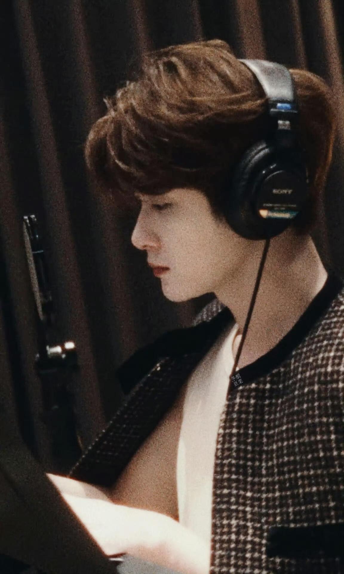 我的天啊，檀健次与华伦天奴美妆联名的年末派对单曲《Get To It》也太好听了