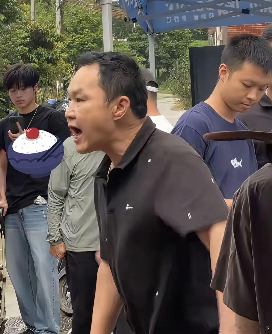 “老莫鸡煲”爆火后，第一眼红的人出现了，就是老莫的邻居，一位操着浓厚广东顺德口音