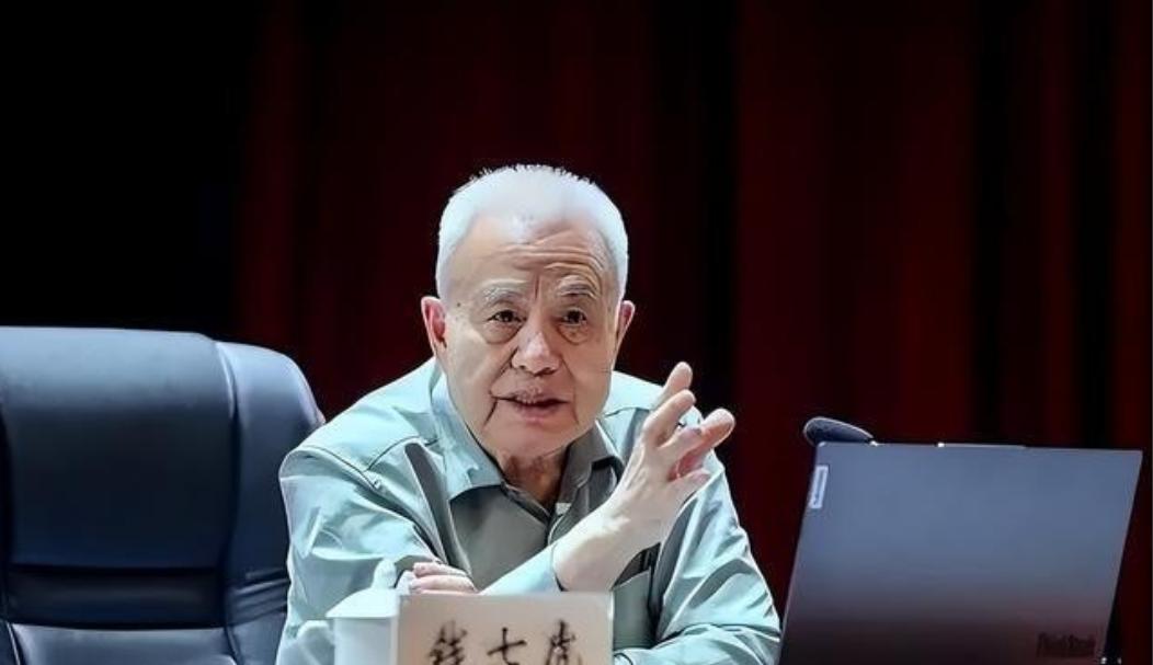 国外军事专家说，若美俄打起来，全球会有50亿人失去生命。但如果美国和中国爆发核战