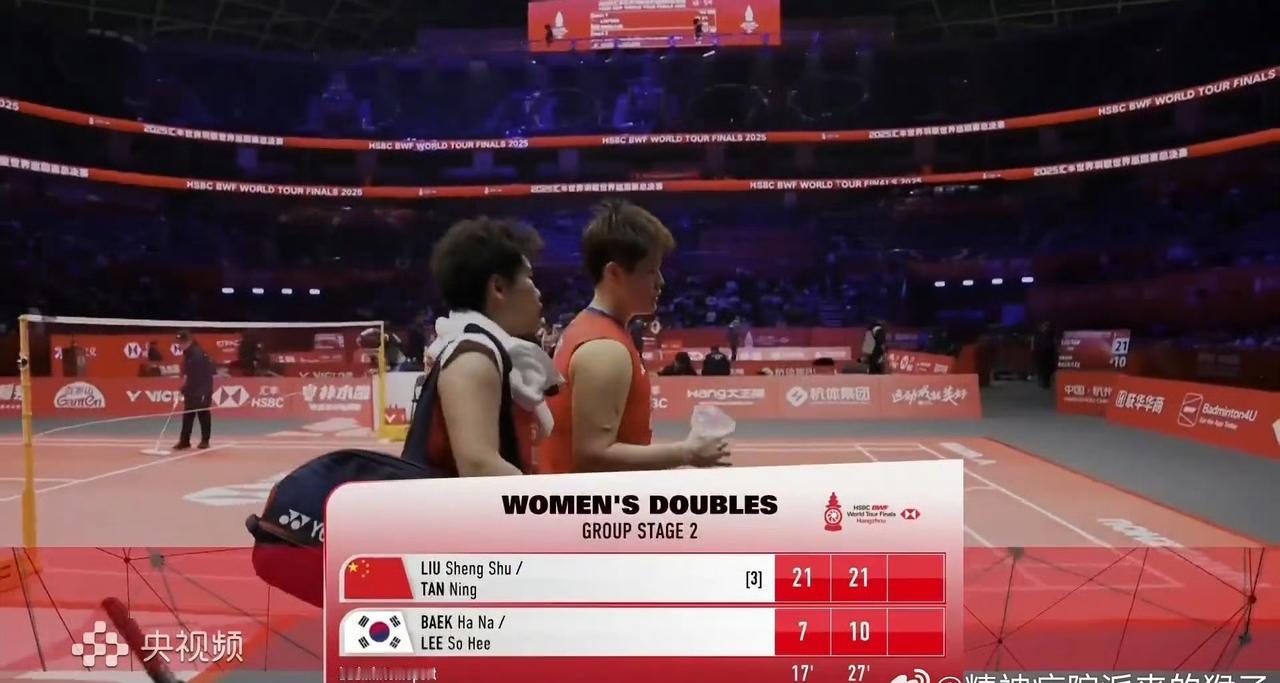 暴力圣谭，李白拿什么赢呢[捂脸]！
李白像两个被玩弄的玩具，太残暴了，好爱圣谭[