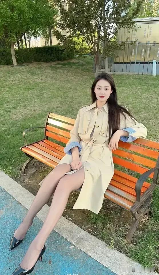 演唱会被求婚是一件很浪漫的事情，谁也没有规定认识二十多年的好朋友就不能求婚，为什