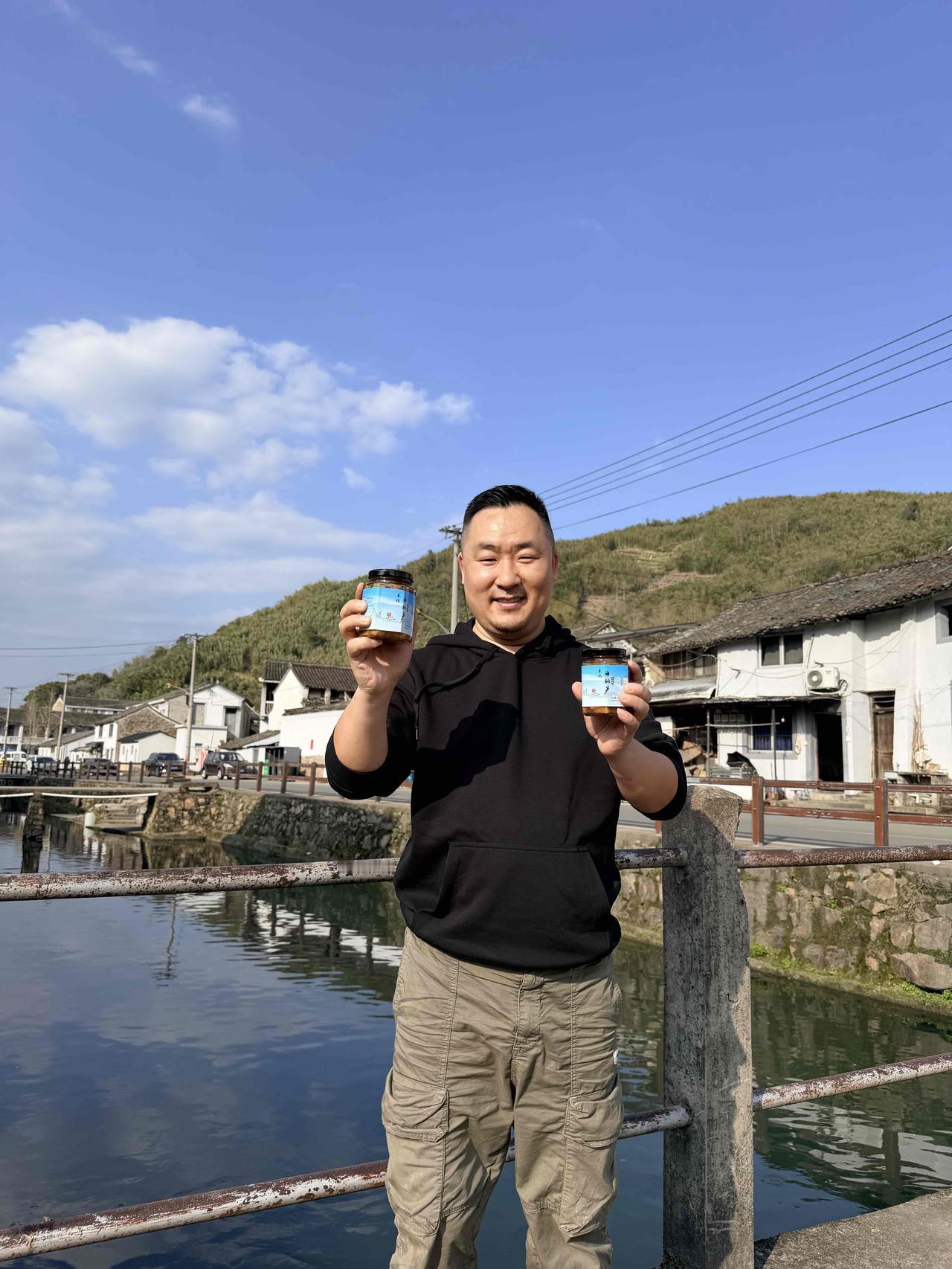 今年的宁波奉化油焖笋，已经差不多要结束了，清明左右制作的还有1000多瓶，售完即