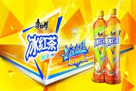 第一个深层原因：5毛钱涨没了一个时代。

2023年底康师傅全线涨价，1L装从4