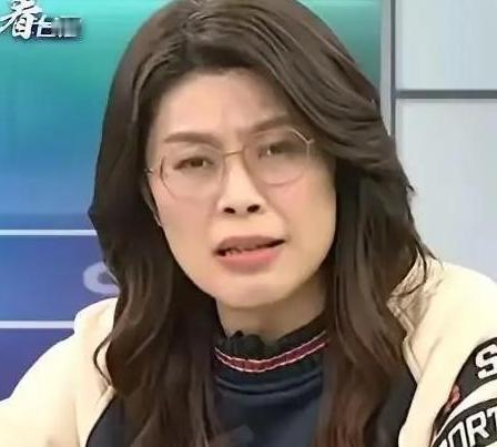 万万没想到，台湾省时事评论员郑丽文竟然抛出了这么犀利的问题！她问道：“如果有一天