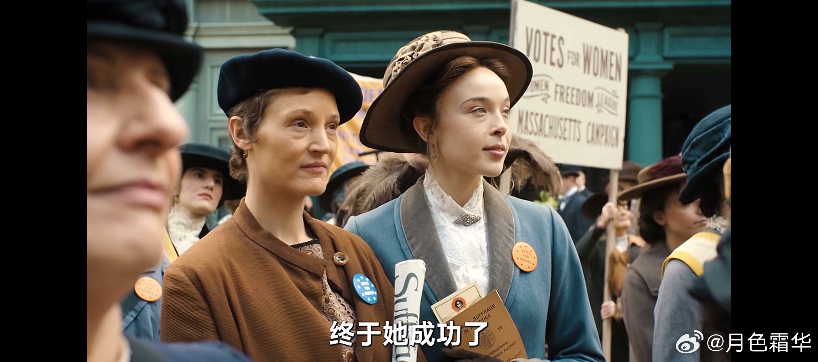 看了个美剧的解说，一32岁未婚女，被她爹和继母虐待，某天，她爸和继母被人砍死了，