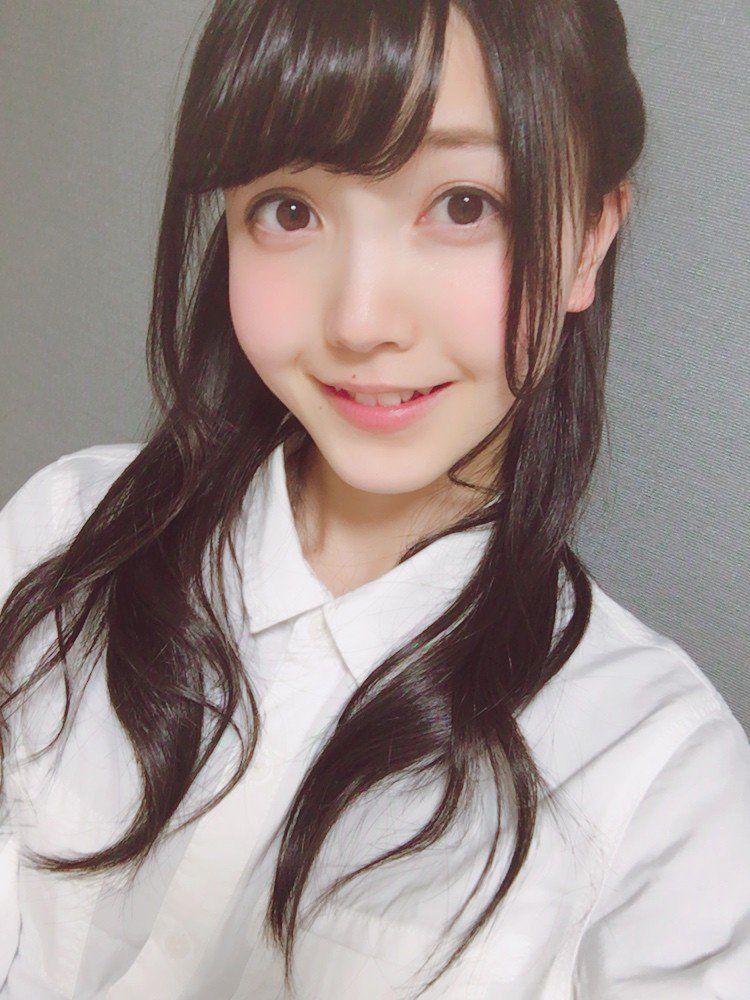 久保史绪里 