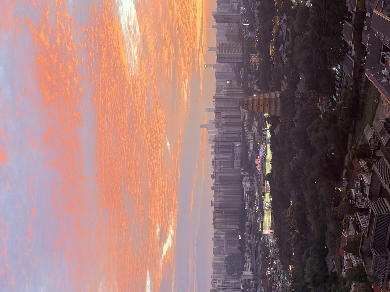 今天的晚霞，被西安刷屏了~