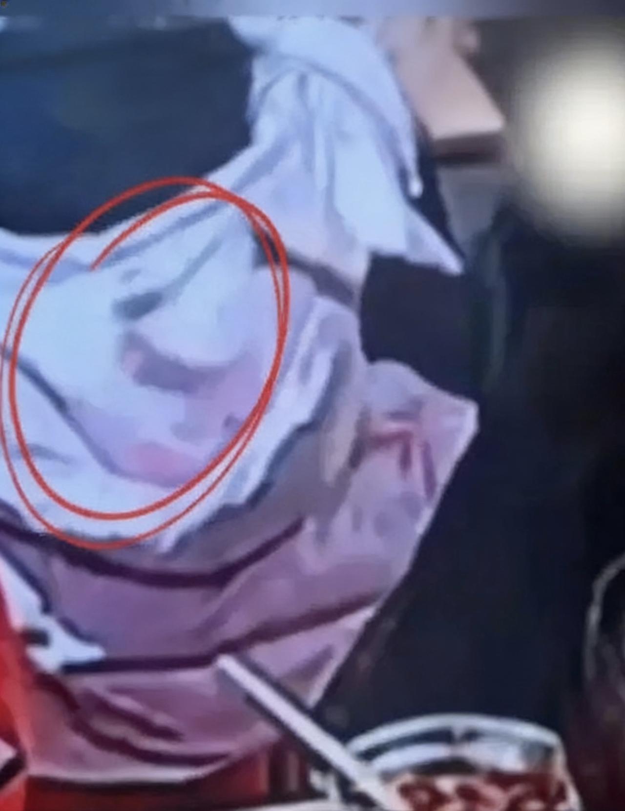 前几日河北保定一螺蛳粉店里，就发生了一件让人极为恼怒的事，一女子就因为坐错了凳子