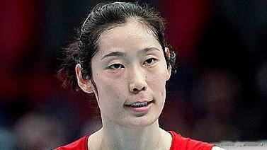 朱婷时隔三年归队面临新挑战 期待尽快融入球队
抵达中国澳门的朱婷如今成为中国女排