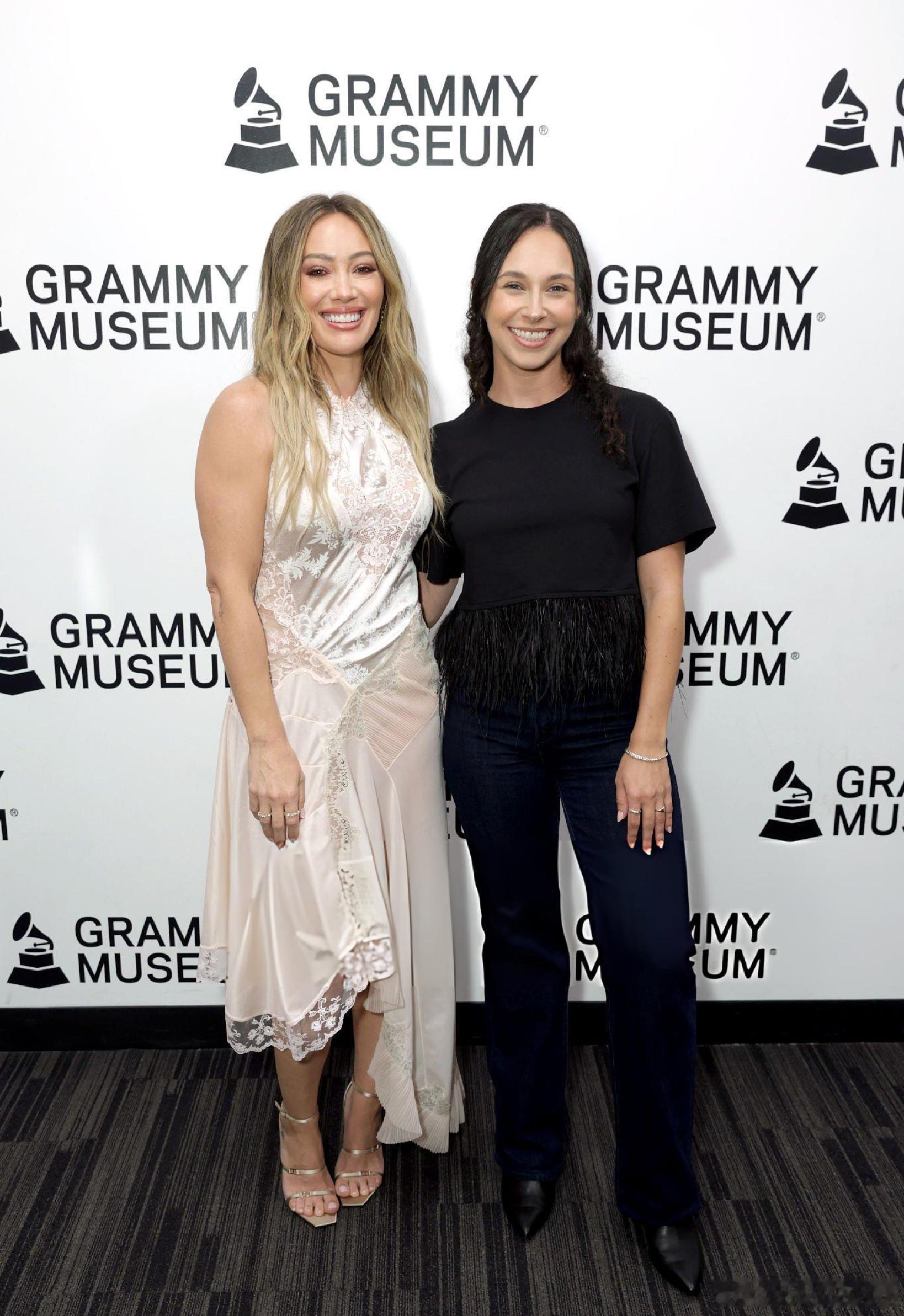 Hilary duff希拉里达芙在洛杉矶格莱美博物馆出席An Evening W
