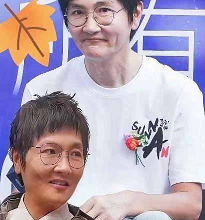 看到他现在瘦到两颊凹陷的样子，真有点心惊。
这哪是养生，简直是在“修仙”，还是快