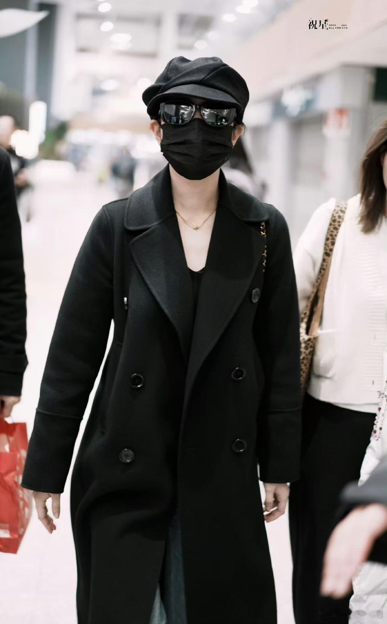 陈妍希米兰到达陈妍希米兰到达路透陈妍希米兰到达路透，期待陈妍希闪耀米兰！ 