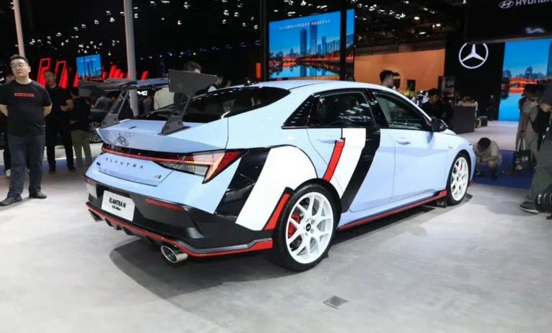 【2025成都车展现代Elantra N TCR Edition亮相】在今日开幕
