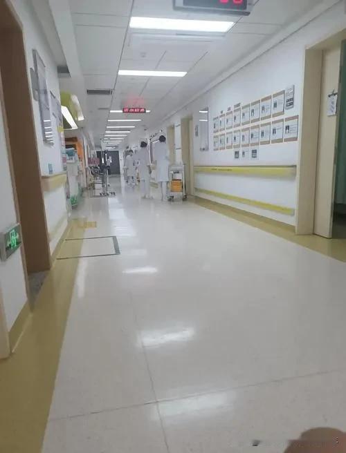 现在还有人在乎生男生女吗？外甥女昨天生孩子，我去医院看，到了住院部，整个科室都冷