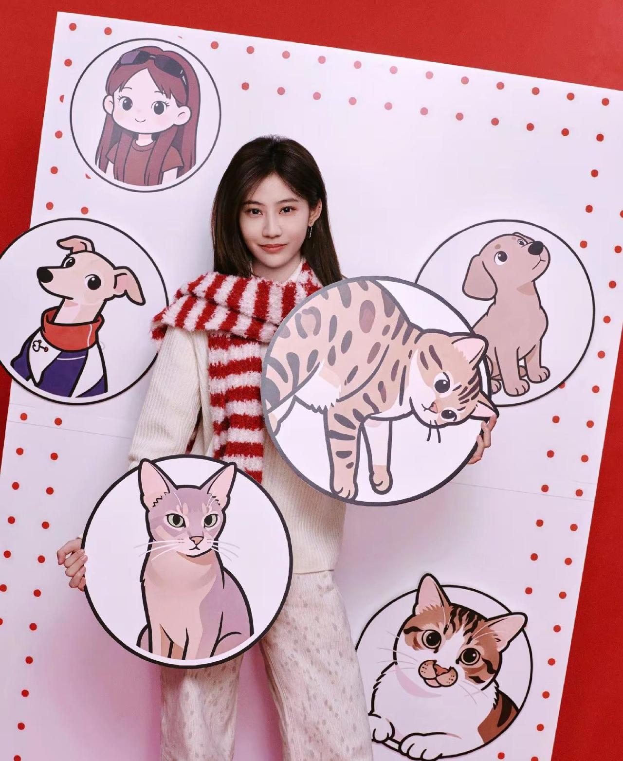 好幸福的全家福。谁懂这两张图温馨感满满的 一家人好幸福的全家福啊！