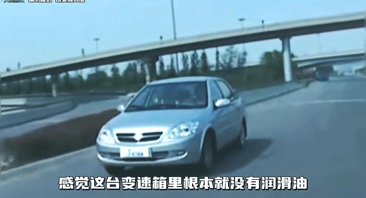 刷到N年前的车评，真的笑死我了，以前的人就是什么都敢讲啊，现在胖哥反而柔和了很多