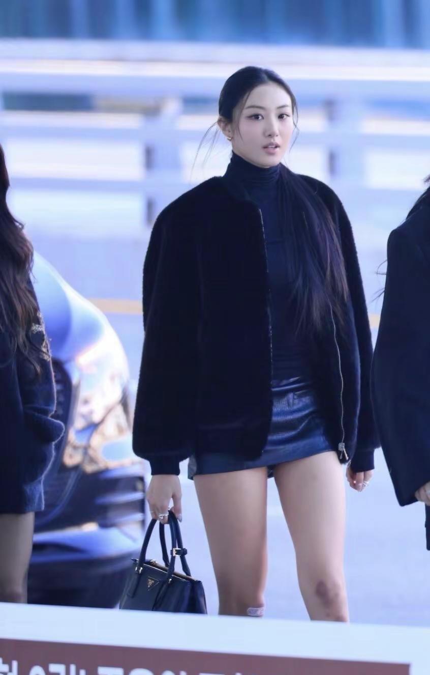 gawon你的膝盖还好吗。時尚 帅到爆炸 李嘉元