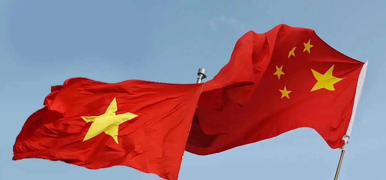 白嫖上瘾？
越南刚升完直辖市，就向中企提三个要求？
先看看自家基本盘吧！
越南这