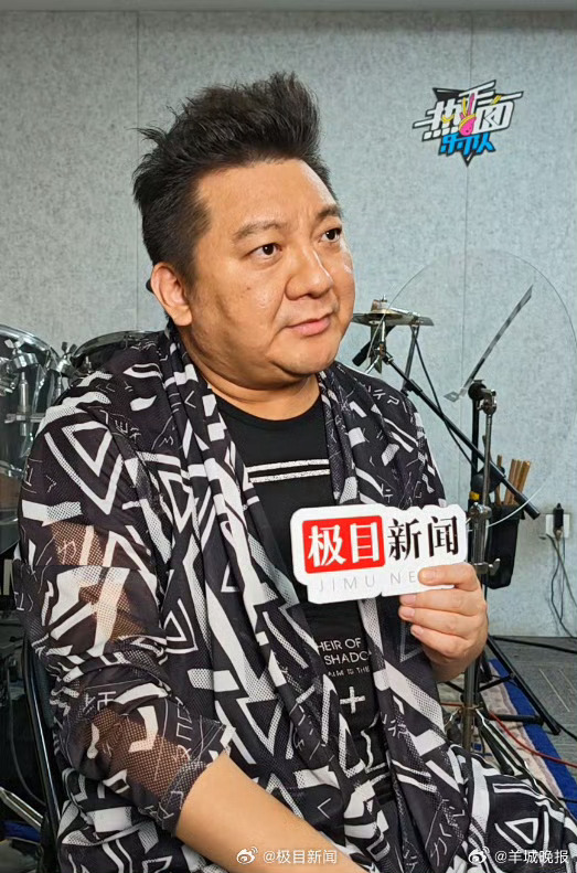 【#杨臣刚澄清老鼠爱大米赚1.7亿#】#杨臣刚回应靠一首歌吃一辈子#4月14日，