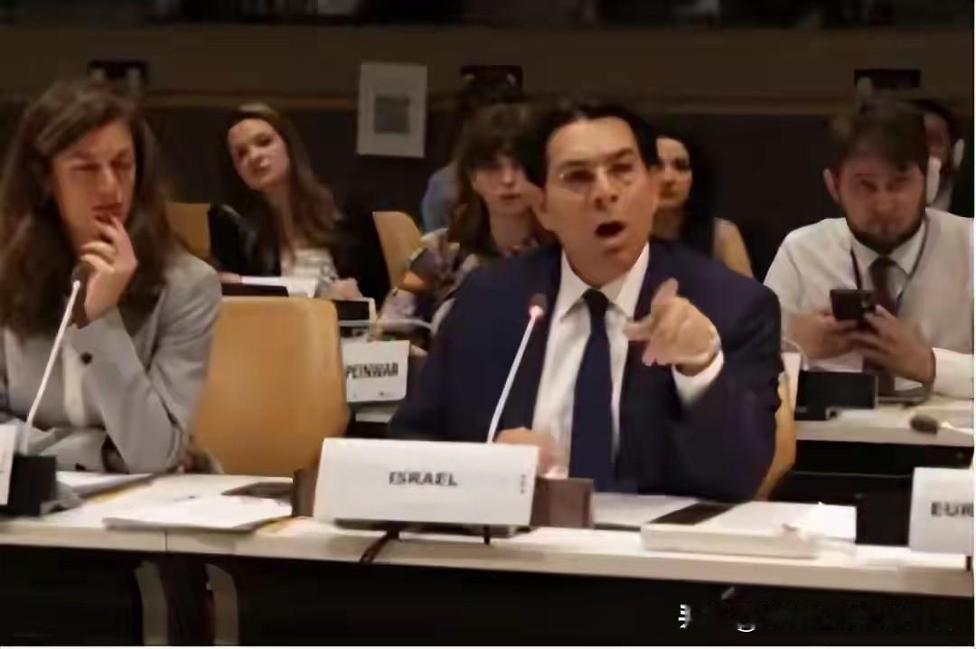 以色列先是在东耶路撒冷把联合国难民机构的总部推平，又在被列入涉及性暴力的“黑名单