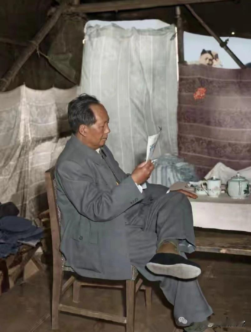 📸照片基础信息
 
拍摄时间：1959年9月10日
拍摄地点：北京十三陵水库工
