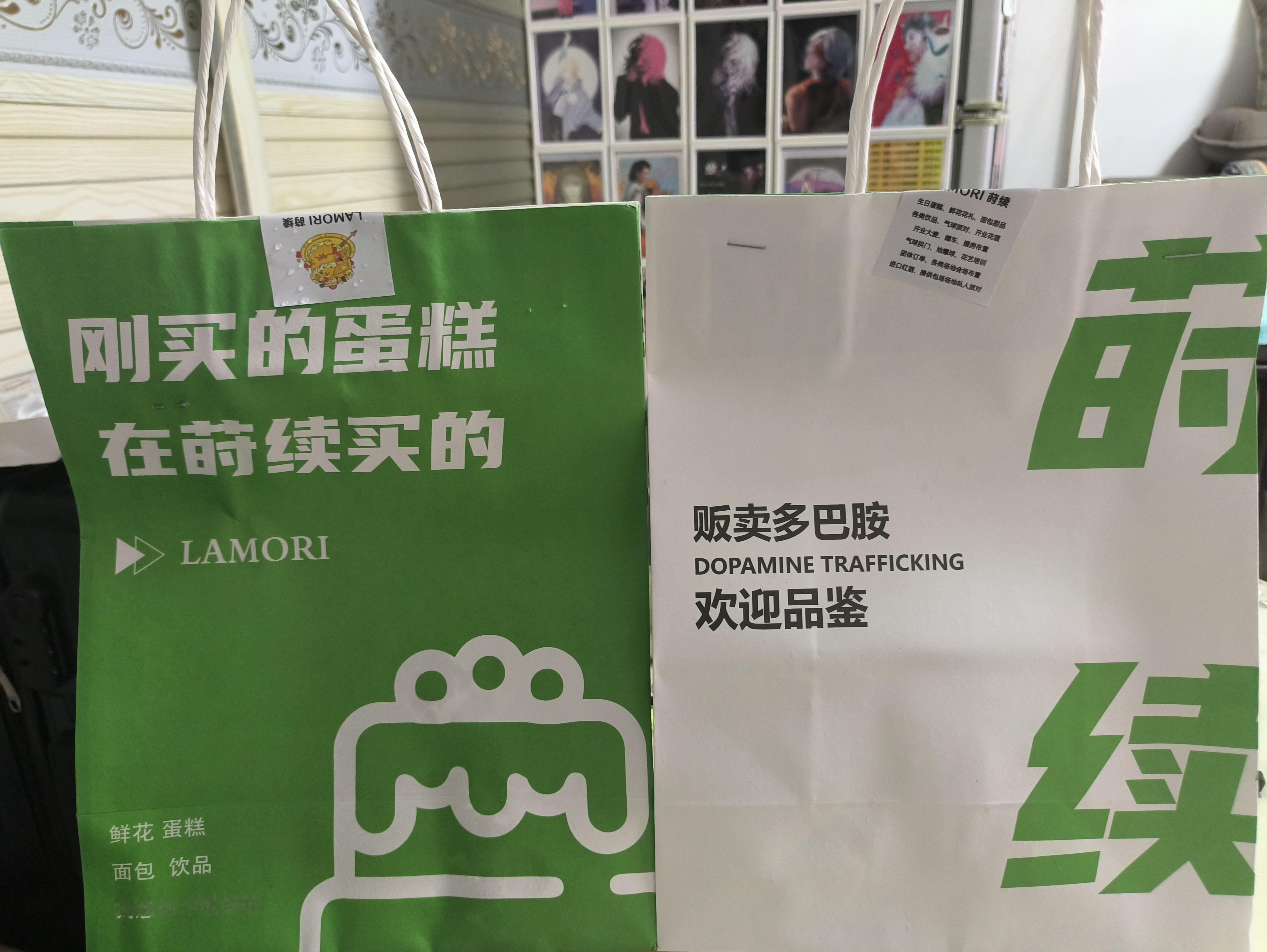 太夸张了 我家这儿外卖 10分钟就到还是下雨天还是步梯 