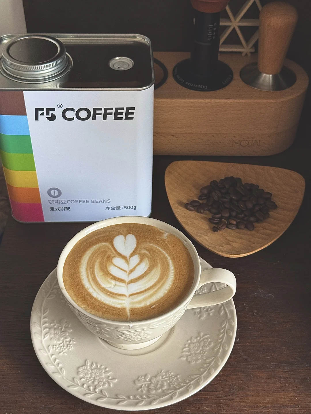 在家喝到媲美咖啡店的拿铁，被F5咖啡豆狠狠