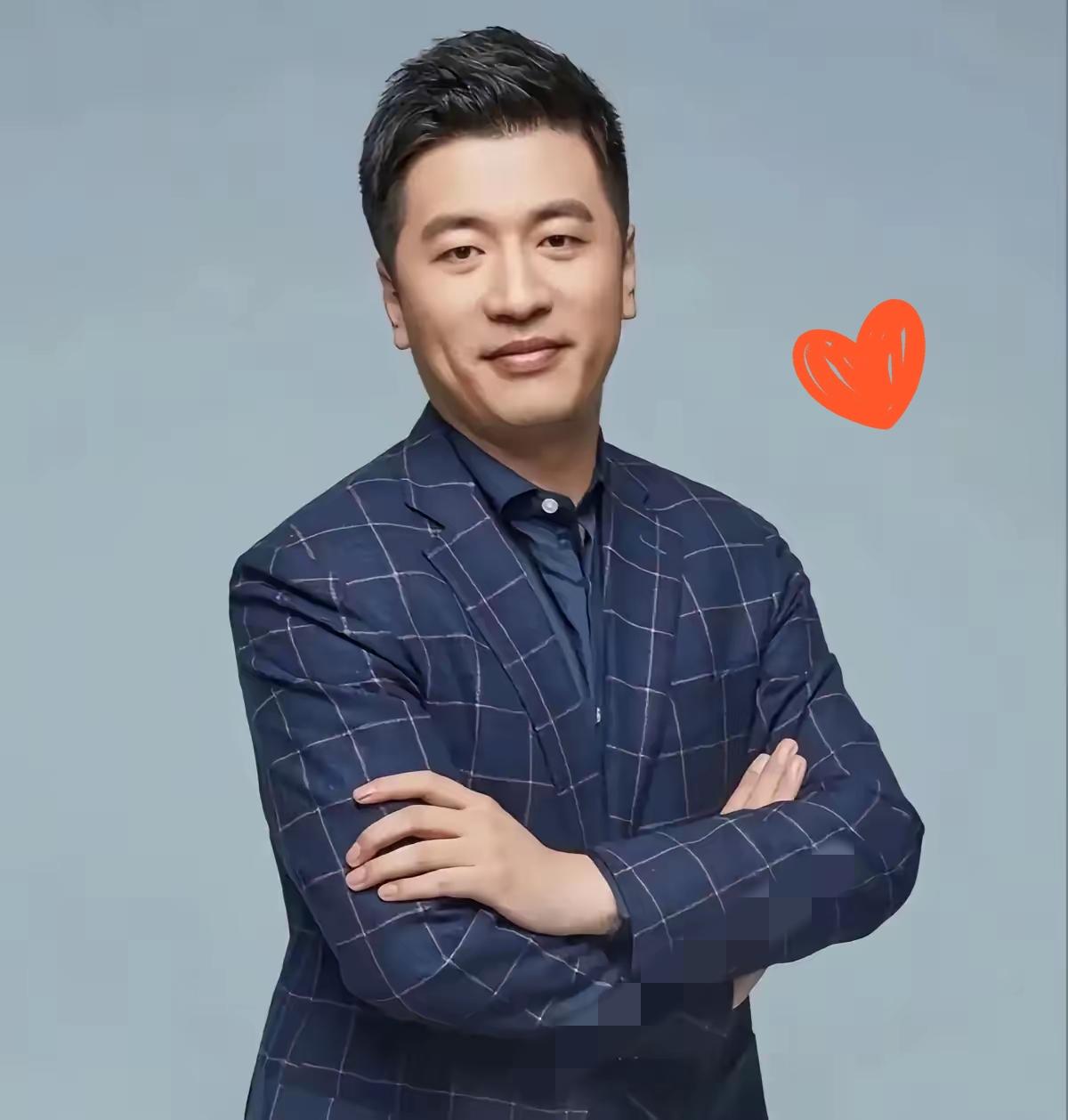 张雪峰的离世，恰恰印证了易中天那句话：老百姓不仇富，只仇为富不仁。
 
他从普通