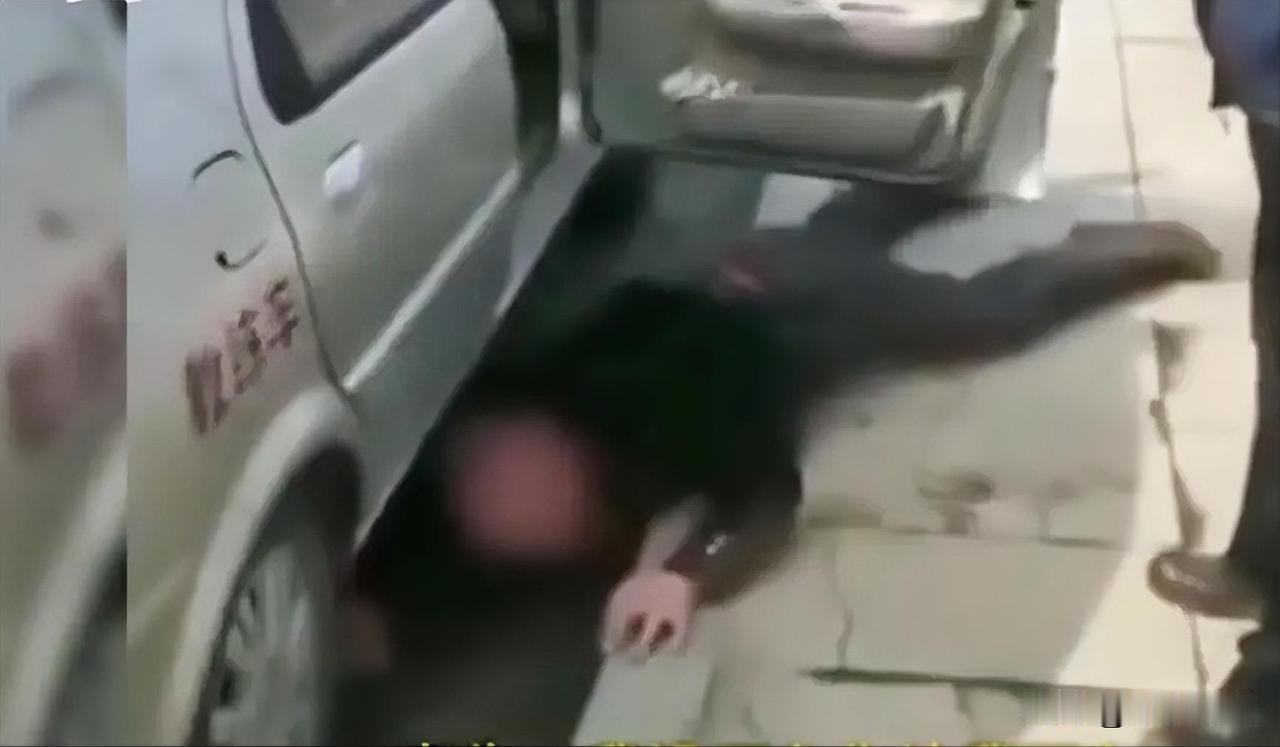 对于刚学车没多久的人来说
考试无疑是最让人最心神不定的事情
考过了那还好，心情愉