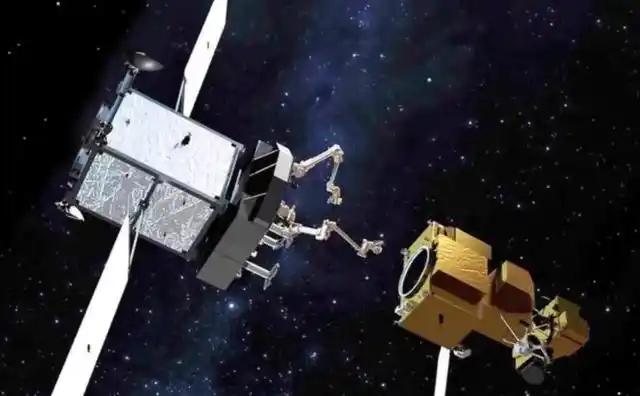 太空这一幕令美目瞪口呆，中方卫星逆向漂移，白宫明白大势已去！
 
麻烦看官老爷们