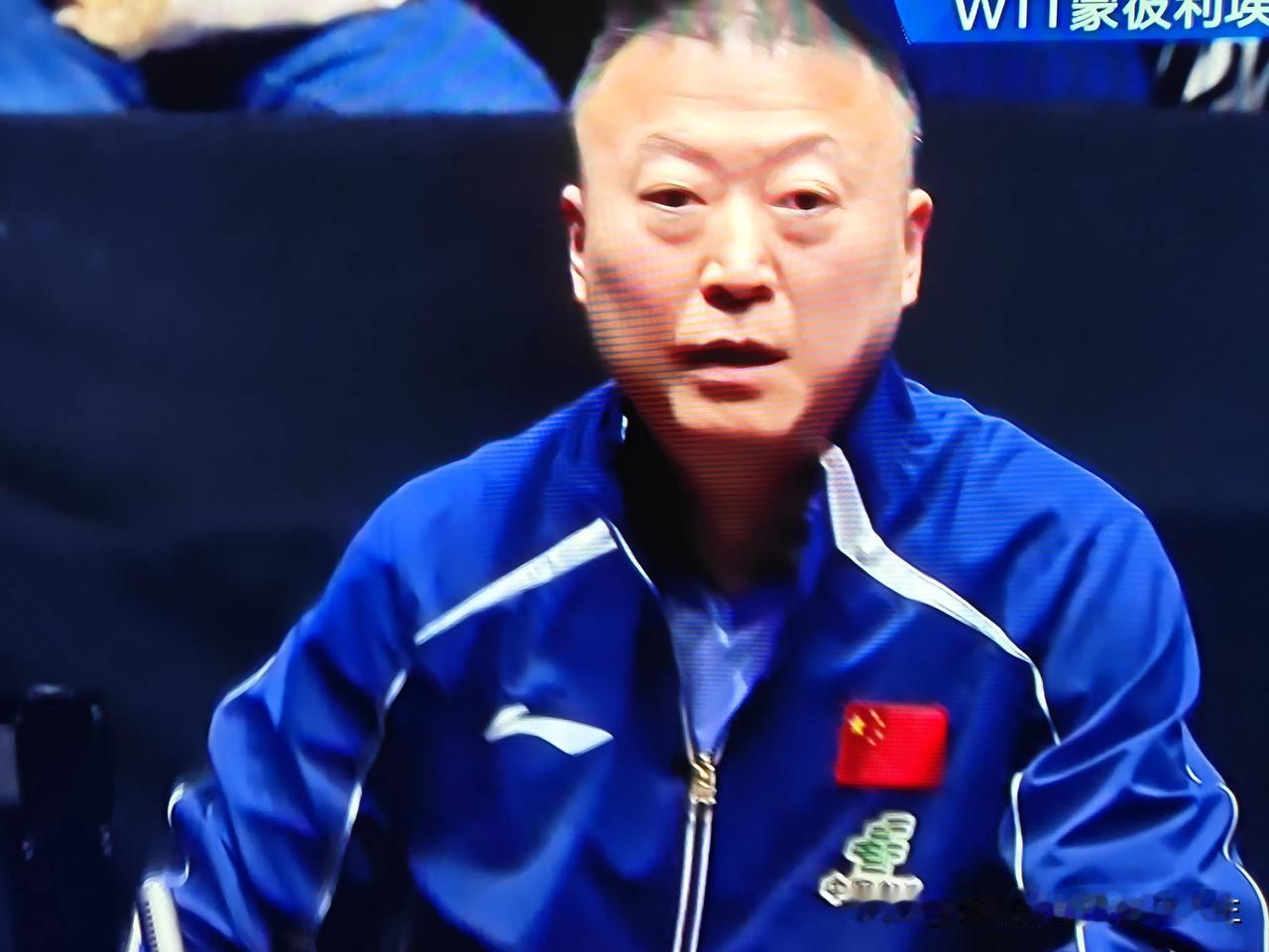 不得不佩服马琳指导，他确实有两下子，今晚孙颖莎与申裕斌的女单1/8决赛，前四局两