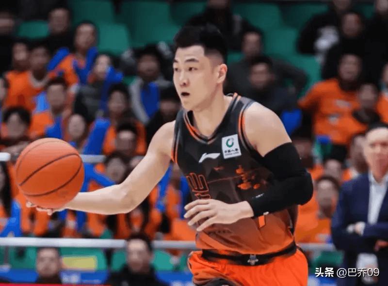 高诗岩高效三双+32正负值！山东男篮24分大胜天津迎酣畅胜利
 
CBA常规赛，
