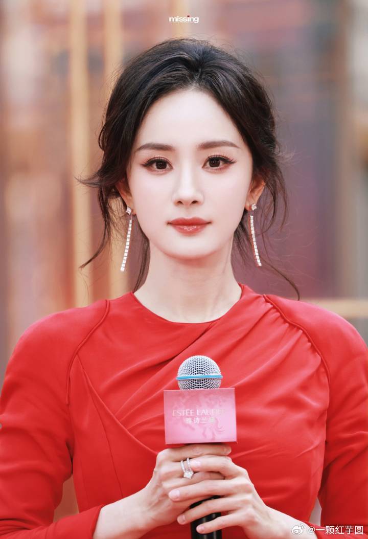 天哪！杨幂 美到人窒息！爆剧女王红红火火🔥！ 