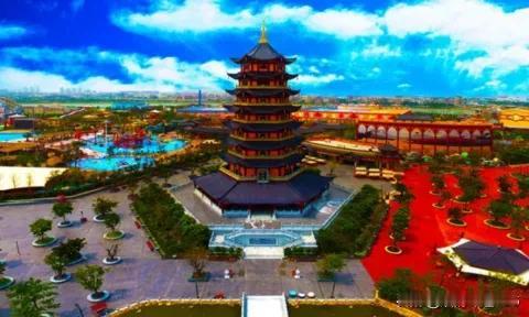 小城同安/烟的味道

东溪的啊水奔流不息一路向西
梵天和梅山暮鼓晨钟天天响起
孔