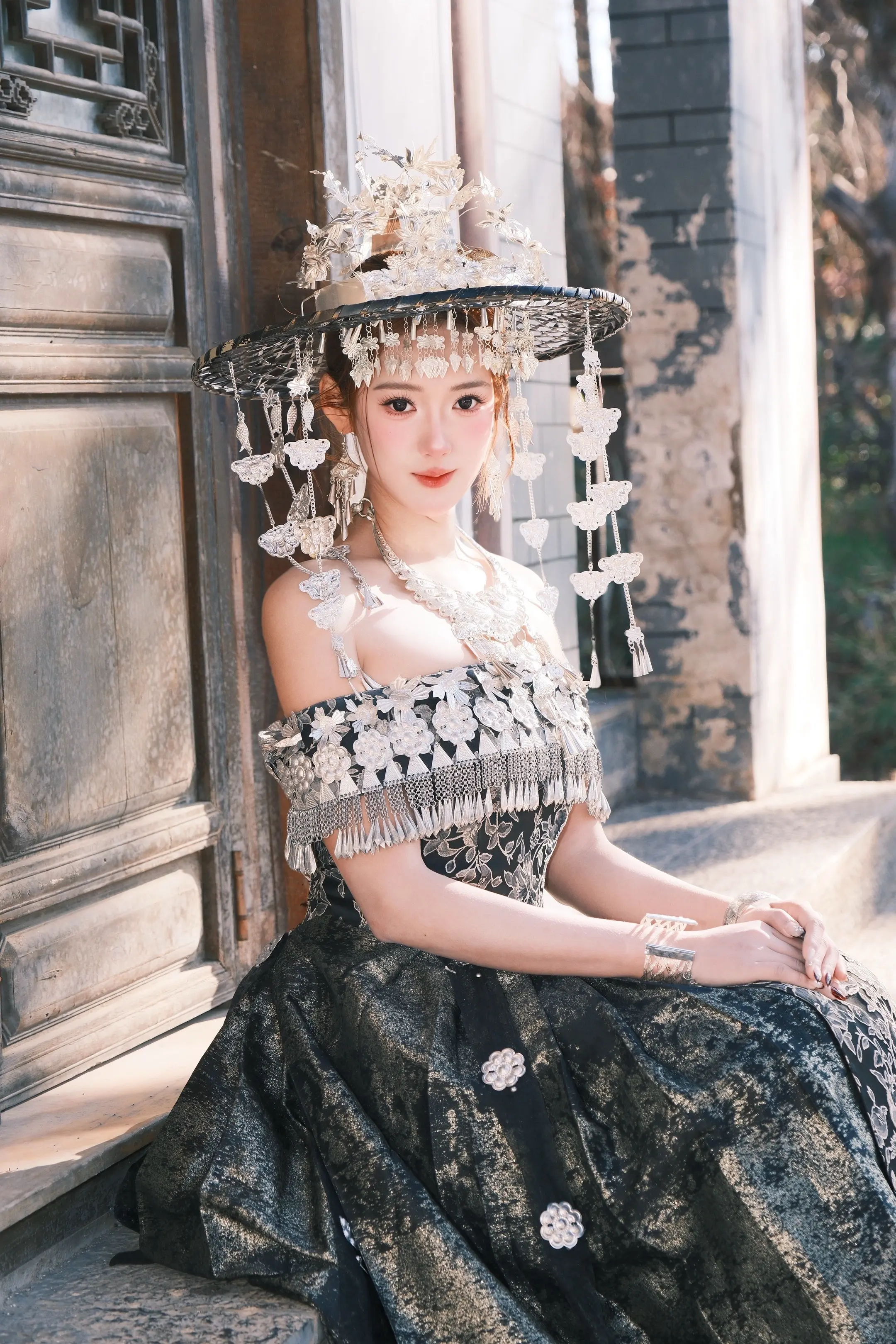 有山靠山 无山自担