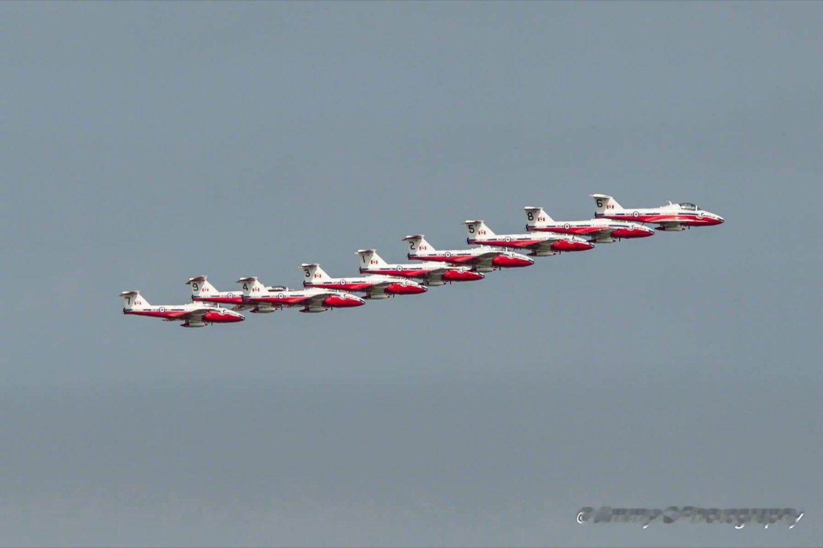 航空君航空科普 加拿大空军即将用CT-157（PC-21）螺旋桨教练机替换CT-