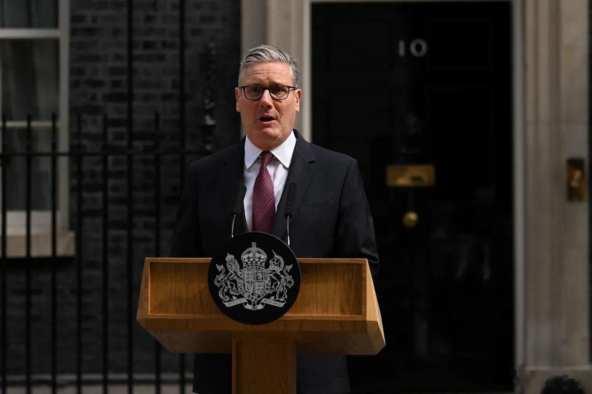 英国首相斯塔默宣布辞职10年6任首相下台 （雅虎新闻）基尔·斯塔默宣布他将辞去英