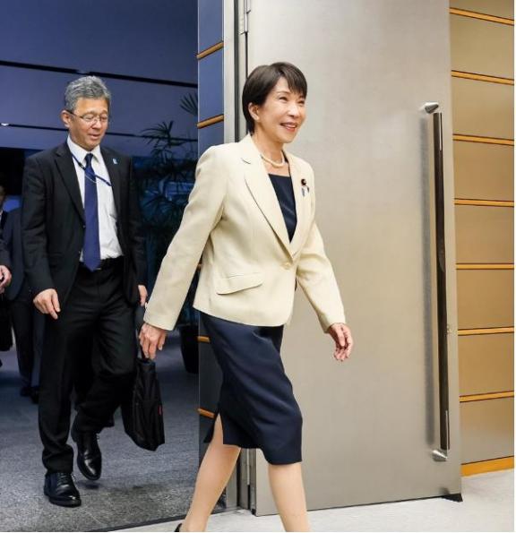 不想等，日本喊话中国了！5 月 26 日，高市早苗举行记者会，在会上，她表示，由