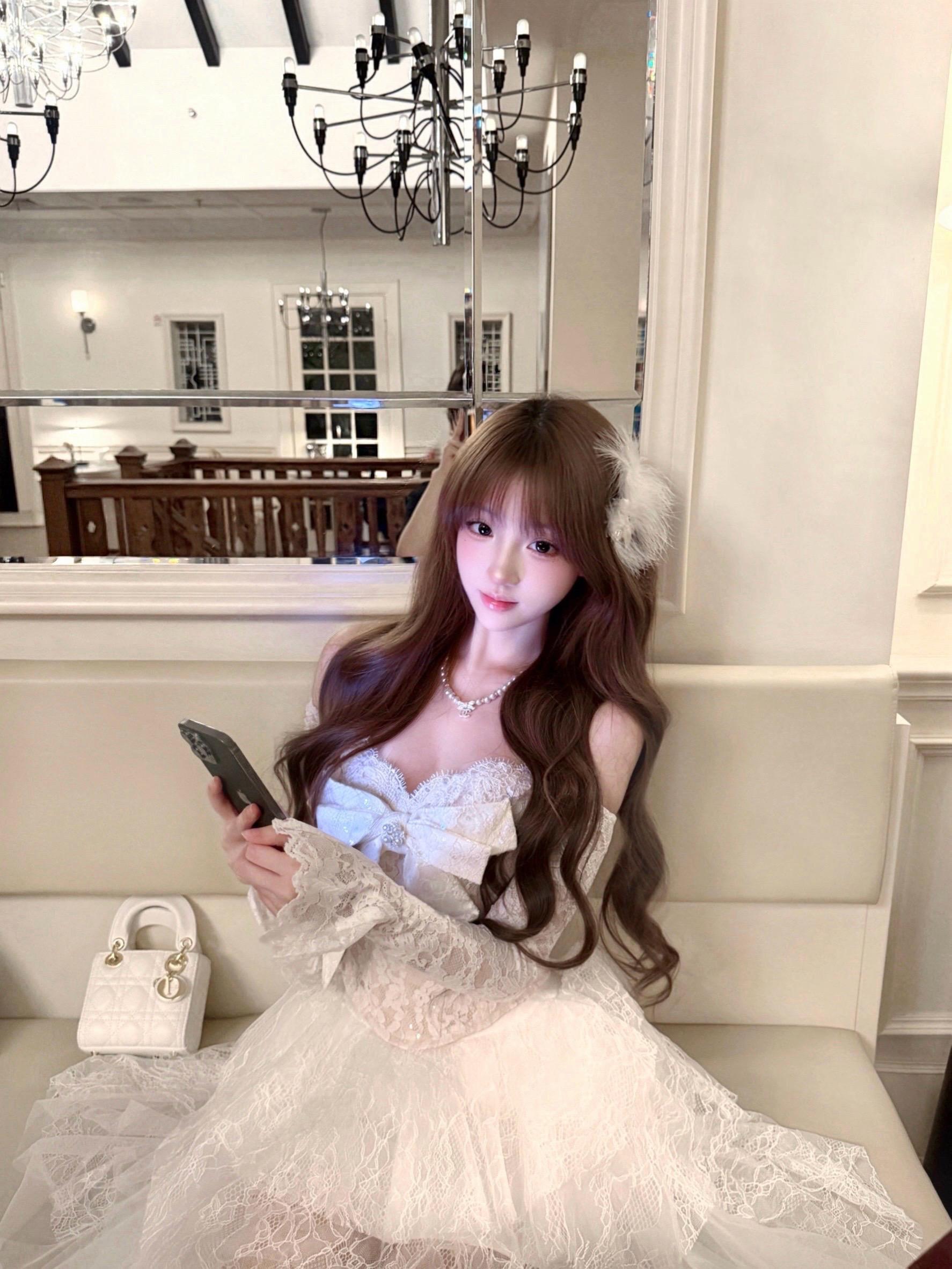 这个世界上本没有爱 那都是说给笨蛋听的。